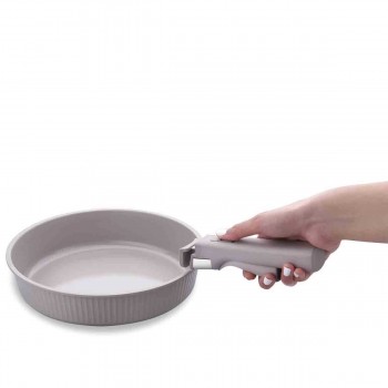 Batterie Korkmaz Pratika de cuisine 8 pièces avec poignée amovible A2800