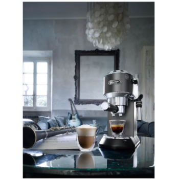 Machine à Café Delonghi Dedica Style 1300W Rouge