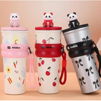 Mug Isotherme avec Figurine 3D "Panda & Motifs" 700 ml